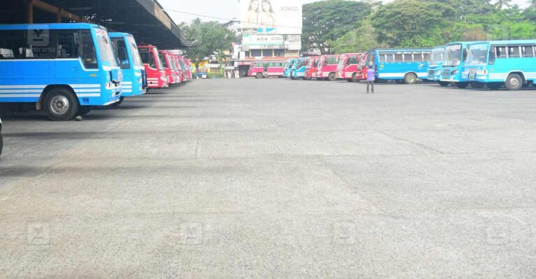 thrissur-sakthan-bus-stand.jpg