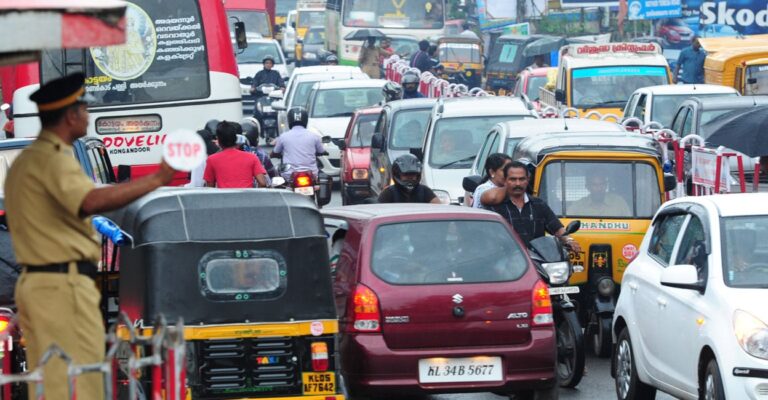 trafic-ktm-.jpg