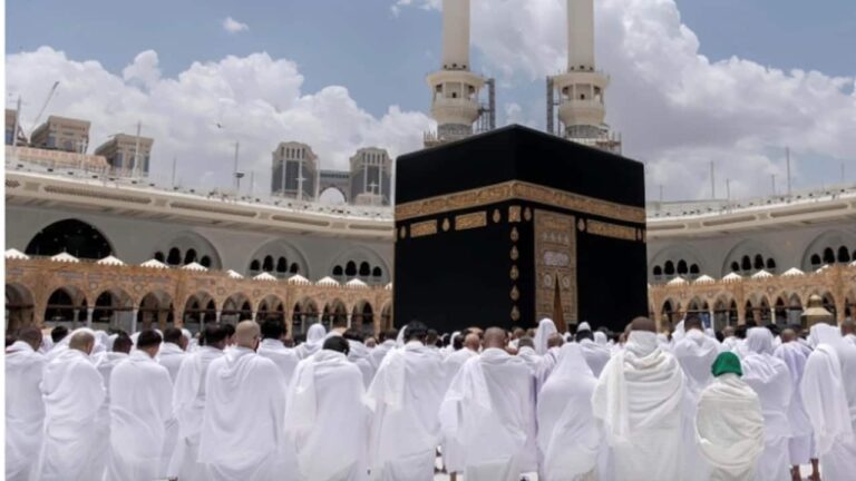 umrah-pilgrimage_1280x720xt.jpg