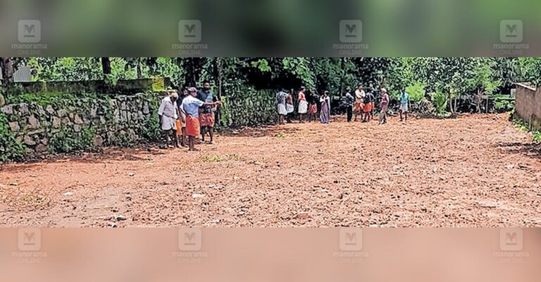vadakarapathy-cremation-ground-dispute.jpg