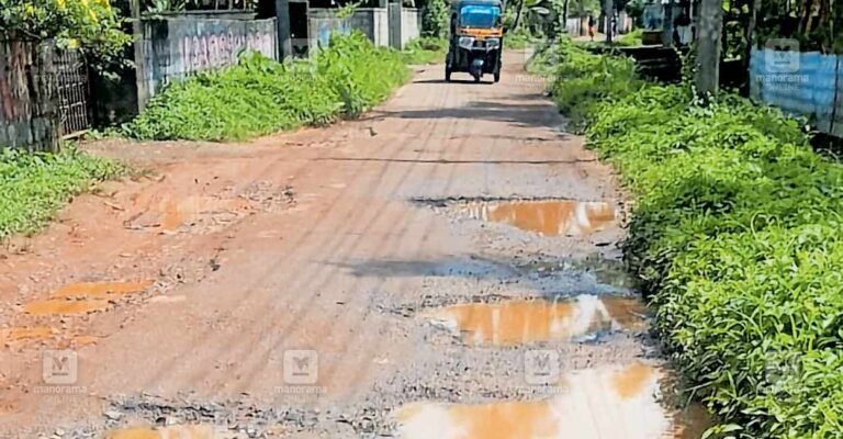 vithura-thallachira-road.jpg