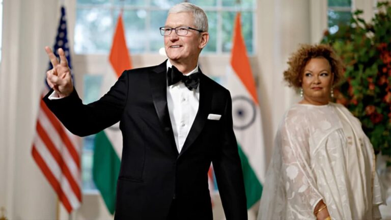 w-1280h-720format-jpgimgid-01h3kdnr7rkfd8y1h6wzpnma5ximgname-tim-cook-at-us-state-dinner-1687500.jpeg