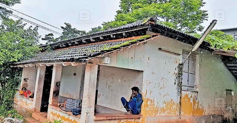 wayanad-medical-college-building-danger.jpg