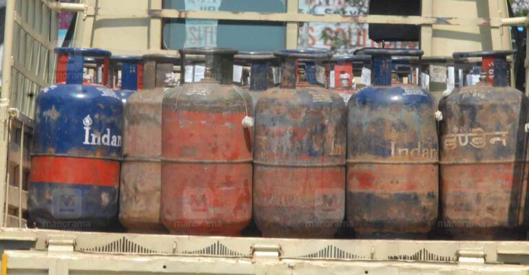 1756481766_Cooking–Gas-lpg.jpg