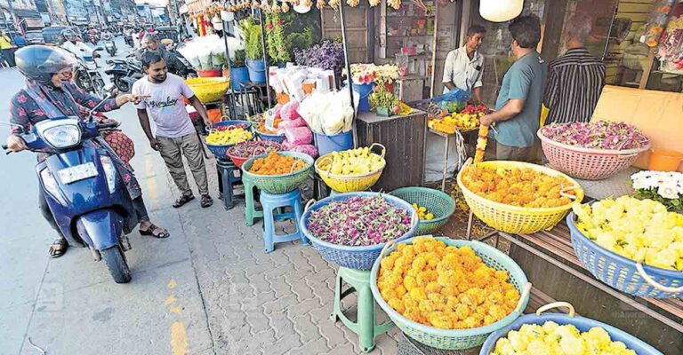 alappuzha-mullakkal-flower-sale.jpg