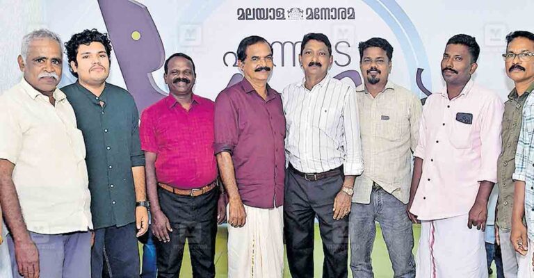 alappuzha-nehru-trophy-commentary-compatition-winners.jpg