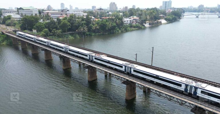 aluva-train-bridge.jpg
