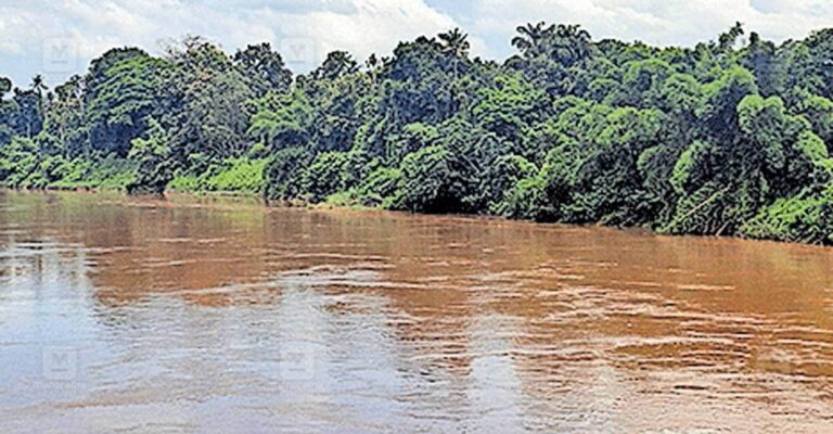 chalakudy-river.jpg