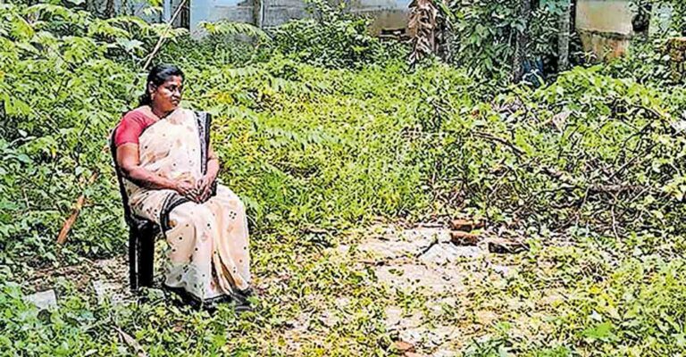 chandrika.jpg