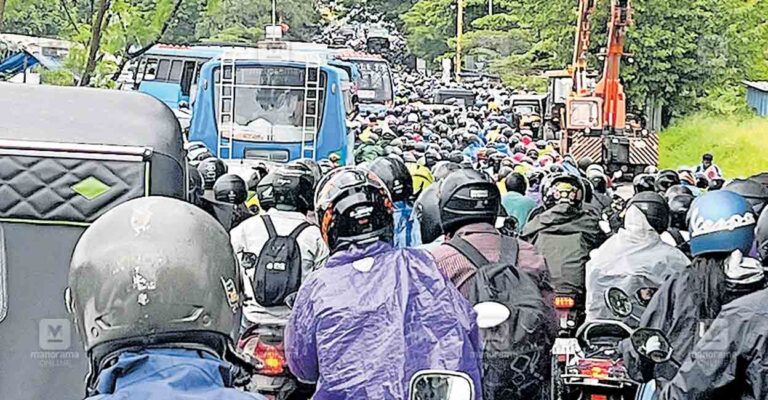 go-sree-bridge-traffic.jpg