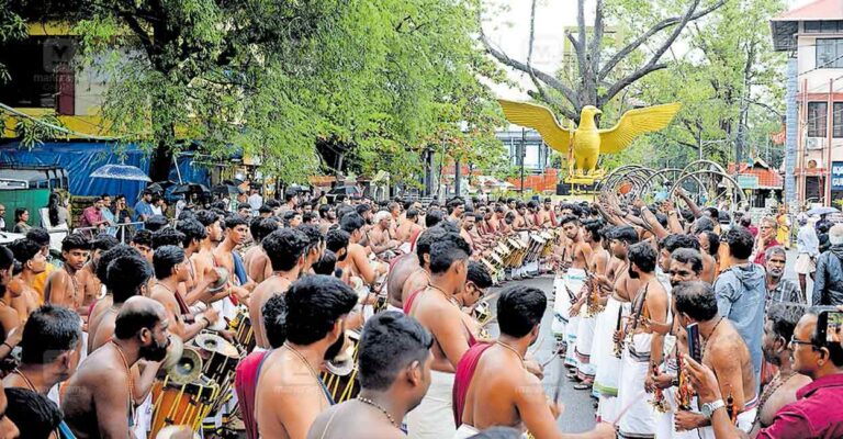 guruvayur-chingam-festival.jpg