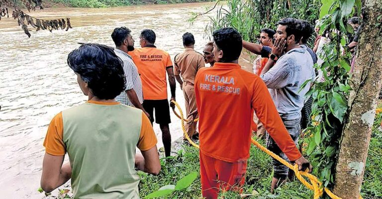 heavy-rain-flood.jpg