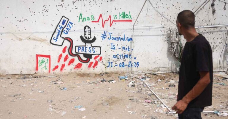 israel-gaza-killing-graffiti.jpg
