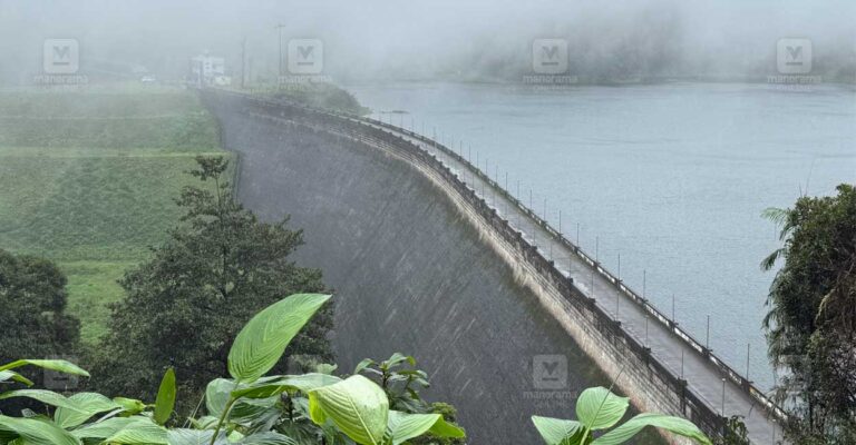 kakki-anathode-dam-sabarigiri-project.jpg