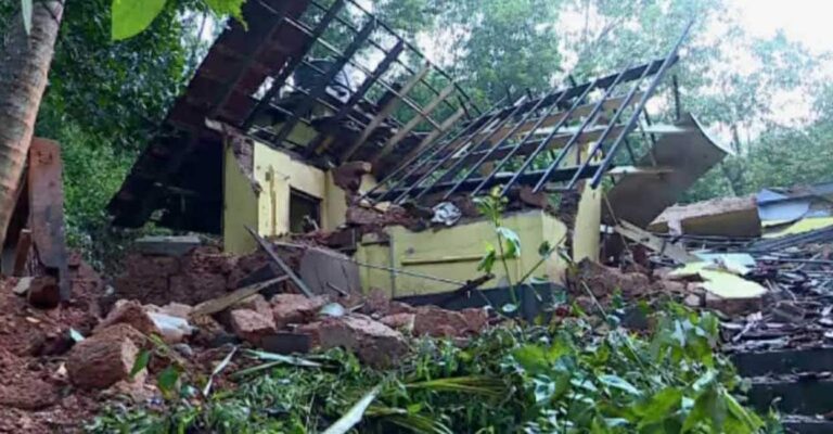 kannur-explosion.jpg