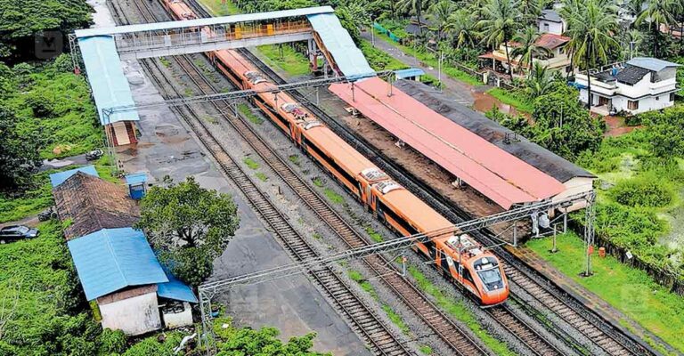kannur-south-railway-station.jpg