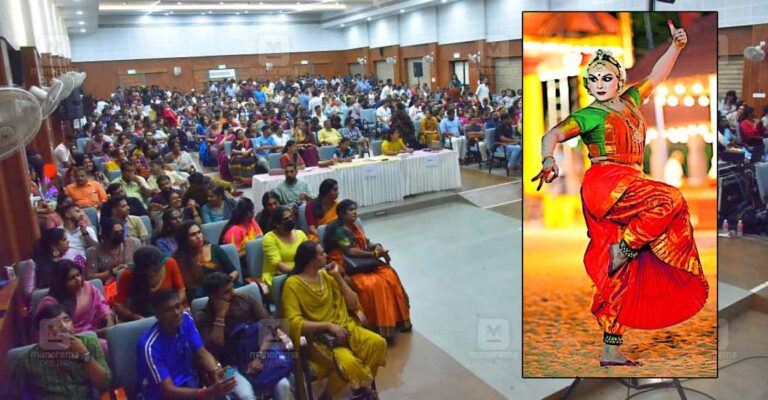 kerala-transgender-kalolsavam-winner.jpg