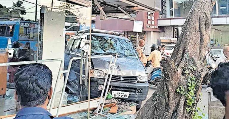 kollam-car-accident.jpg