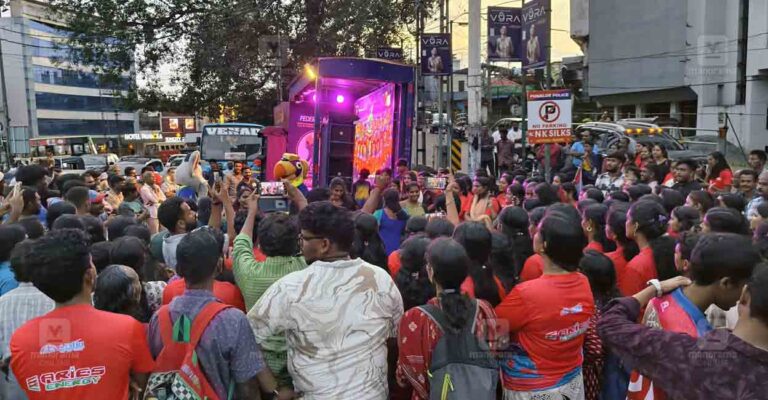 kollam-criket-rally.jpg