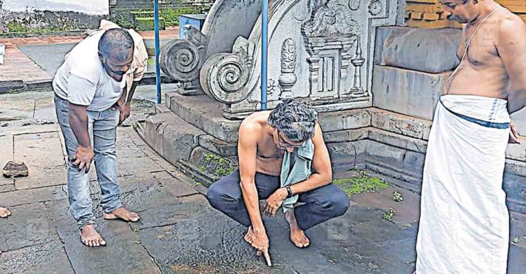 kozhikode-trikkalangod-temple-.jpg