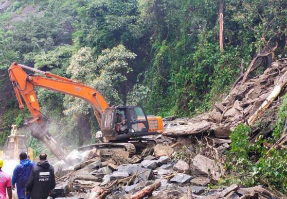lorry-breakdown-thamarassery-churam.jpg