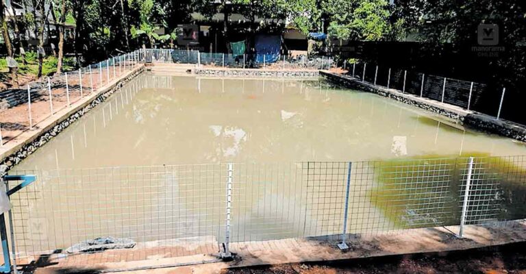 manarkkad-feild-fixing.jpg