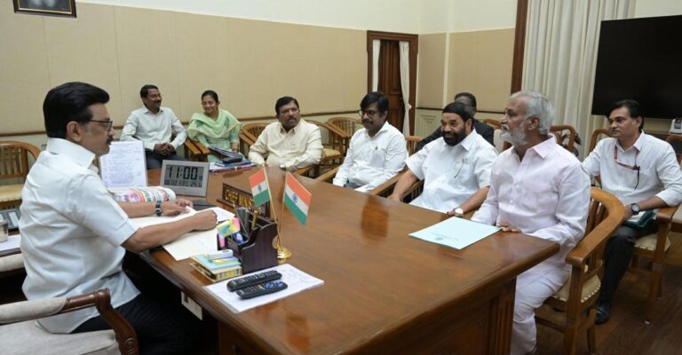 mk-stalin-vasavan.jpg