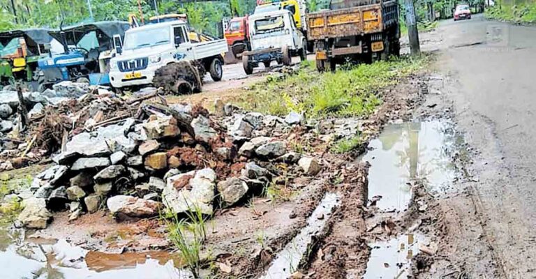 mud-road-side.jpg