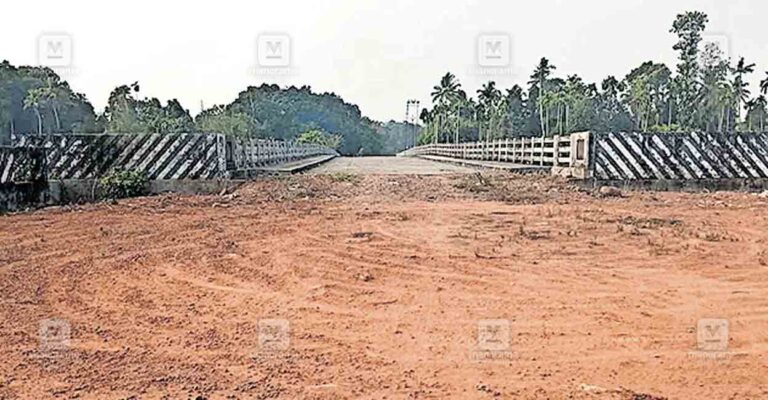 muvattupuzha-bridge-and-road.jpg