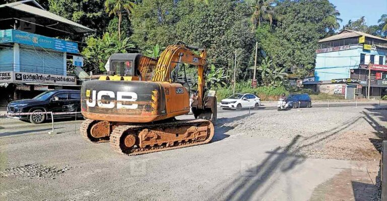 muvattupuzha-road-tarmacking.jpg
