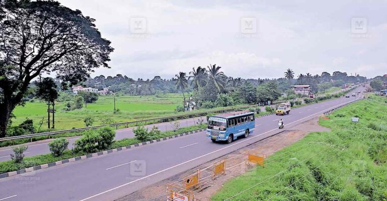 palakkad-kozhikode-highway.jpg