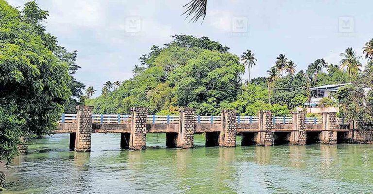 paravoor-bridge.jpg