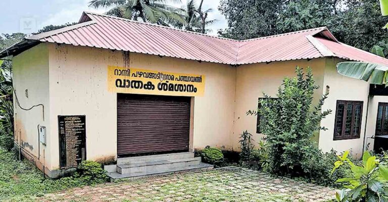 pathanamthitta-jendayikkal-semithery.jpg