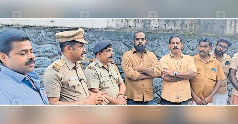 pathanamthitta-mvd-auto-drivers-.jpg