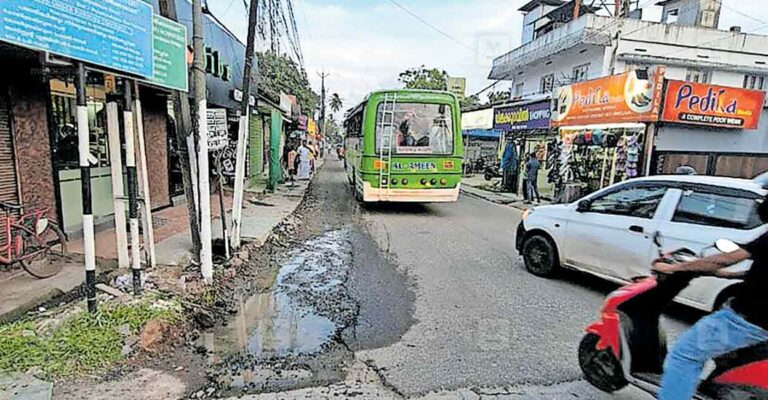 peruphatta-road-damage.jpg