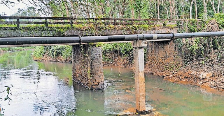 poovakode-bridge.jpg