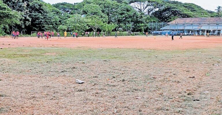 thrikaripur-mini-stadium.jpg