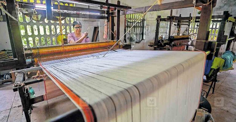 thrissur-poopathy-khadi-industrial-unit.jpg