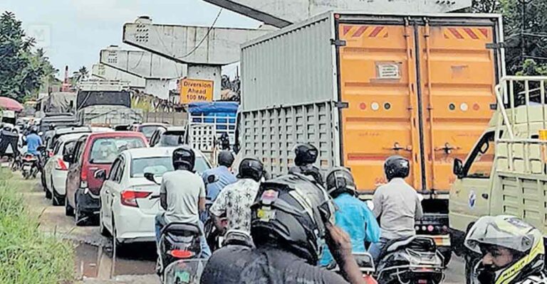 thuravoor-traffic1.jpg