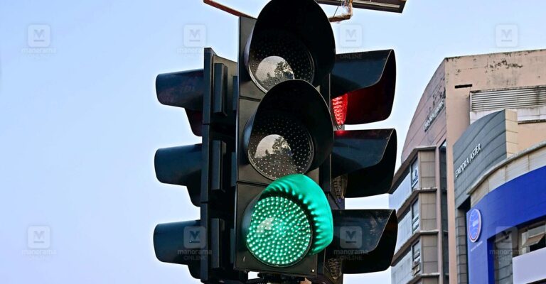 traffic-signal-local-news.jpg