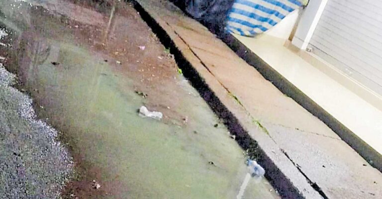 vatakara-sewage-leak.jpg