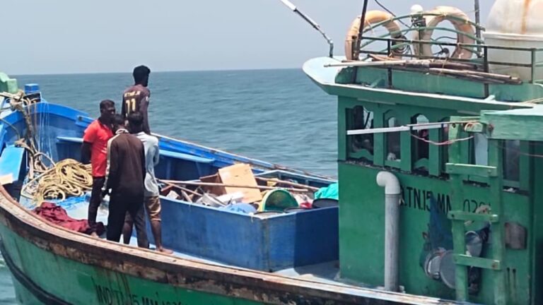 w-1280h-720format-jpgimgid-01k22nc0ppdyaernrxyrch8rtzimgname-fishing-port-1754583663318.jpg