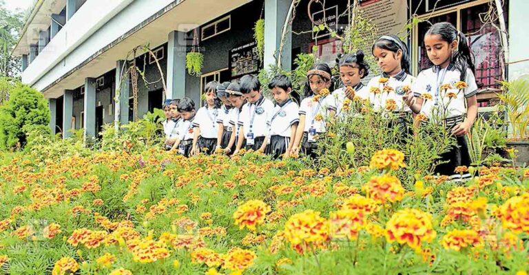 wayanad-kurumbala-school.jpg