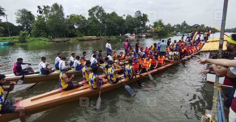 1757502390_kumarakom-boat-race.jpg