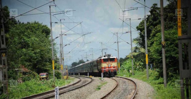 1757571756_train-local-news.jpg
