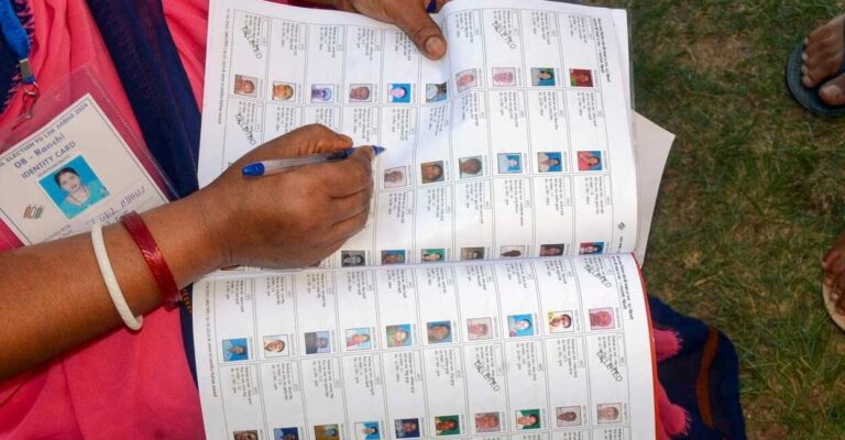 1758397346_voters-list.jpg