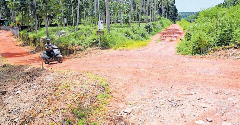 1758607210_damaged-road.jpg