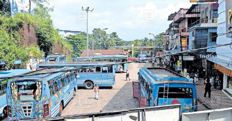 Chakkarakkal-Bus-Stand.jpg