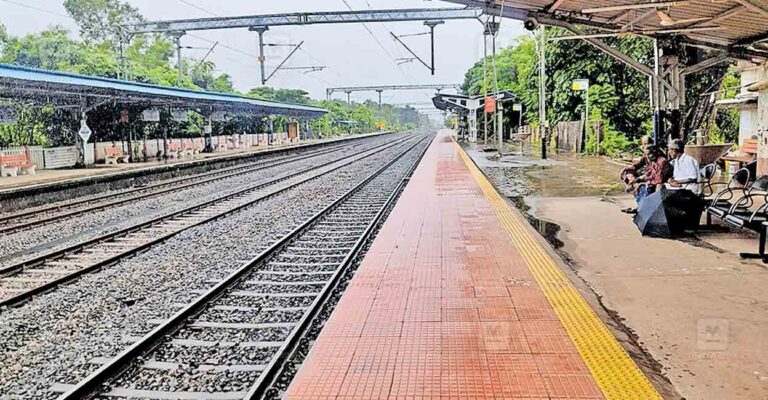 Kannapuram-Railway-Station.jpg