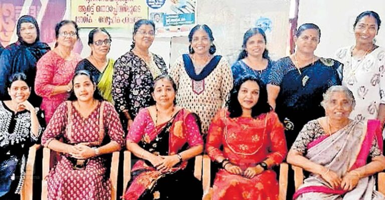 Kudumbashree-team.jpg